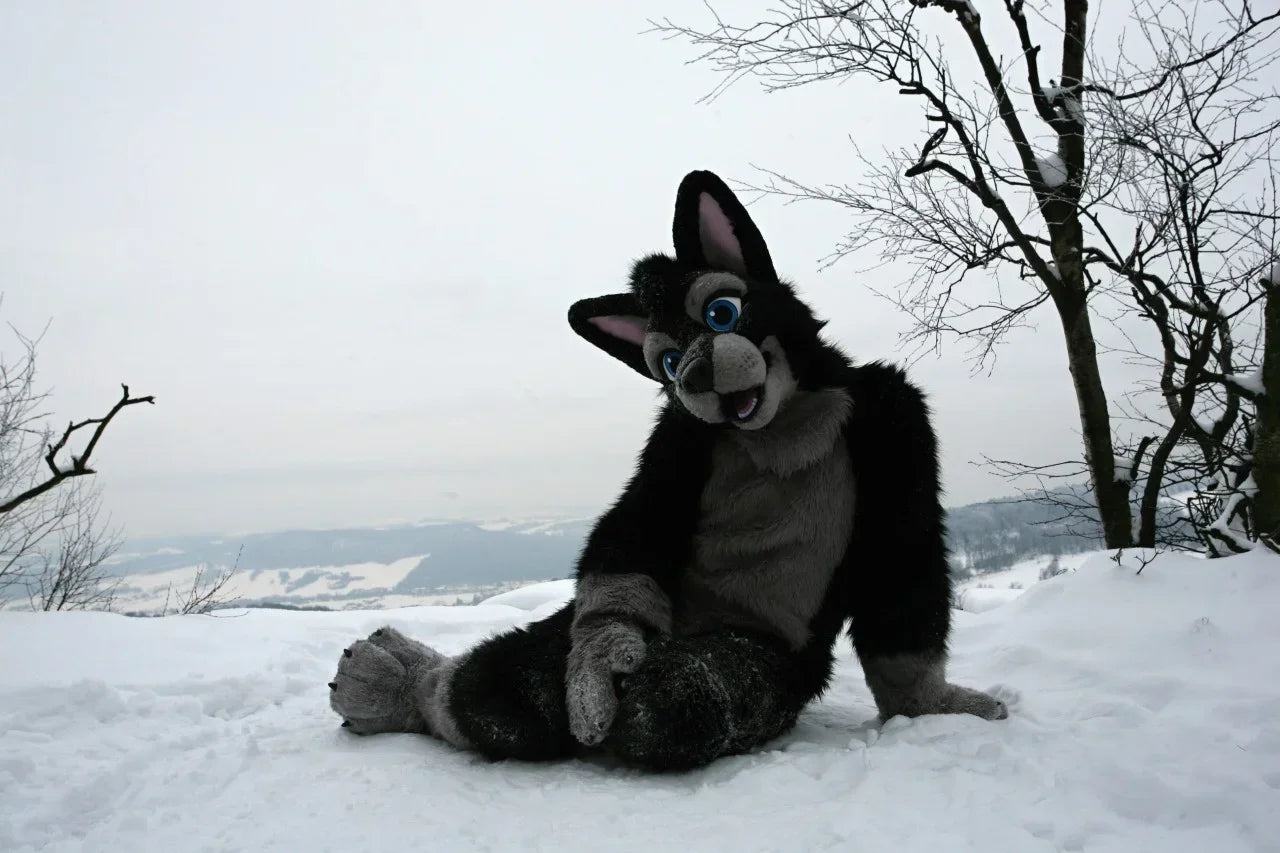 Christmas Long Fur Furry Grey Black Husky Dog Wolf Fox Fursuit Mascot Costume Adult Cartoon Character Suit Real Play Trade Show