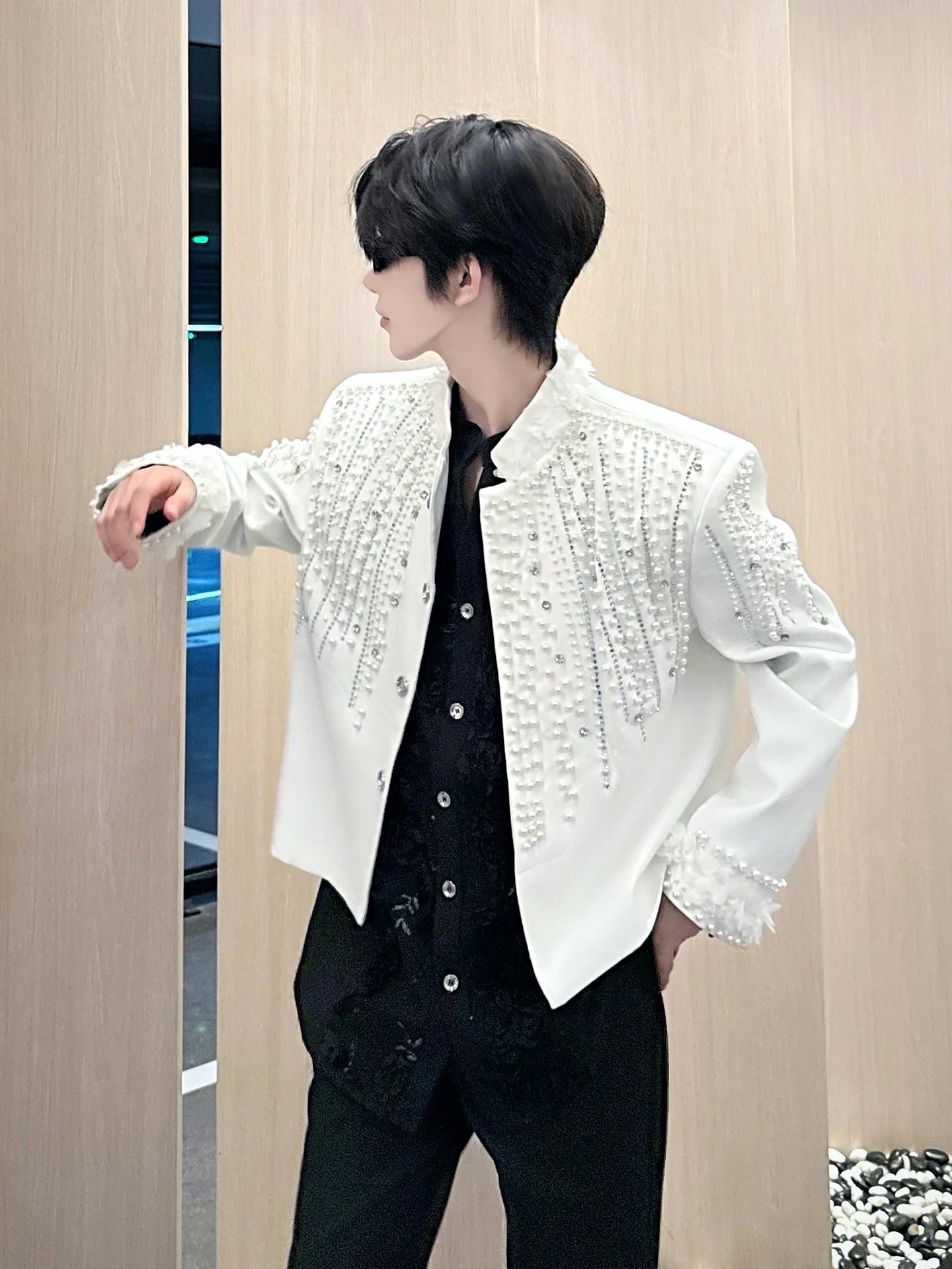 2025 Men's Autumn New Sparkling Beaded Rhinestone Personality Jackets Solid Color Long Sleeve Stylish Tops Male Handsome Coats