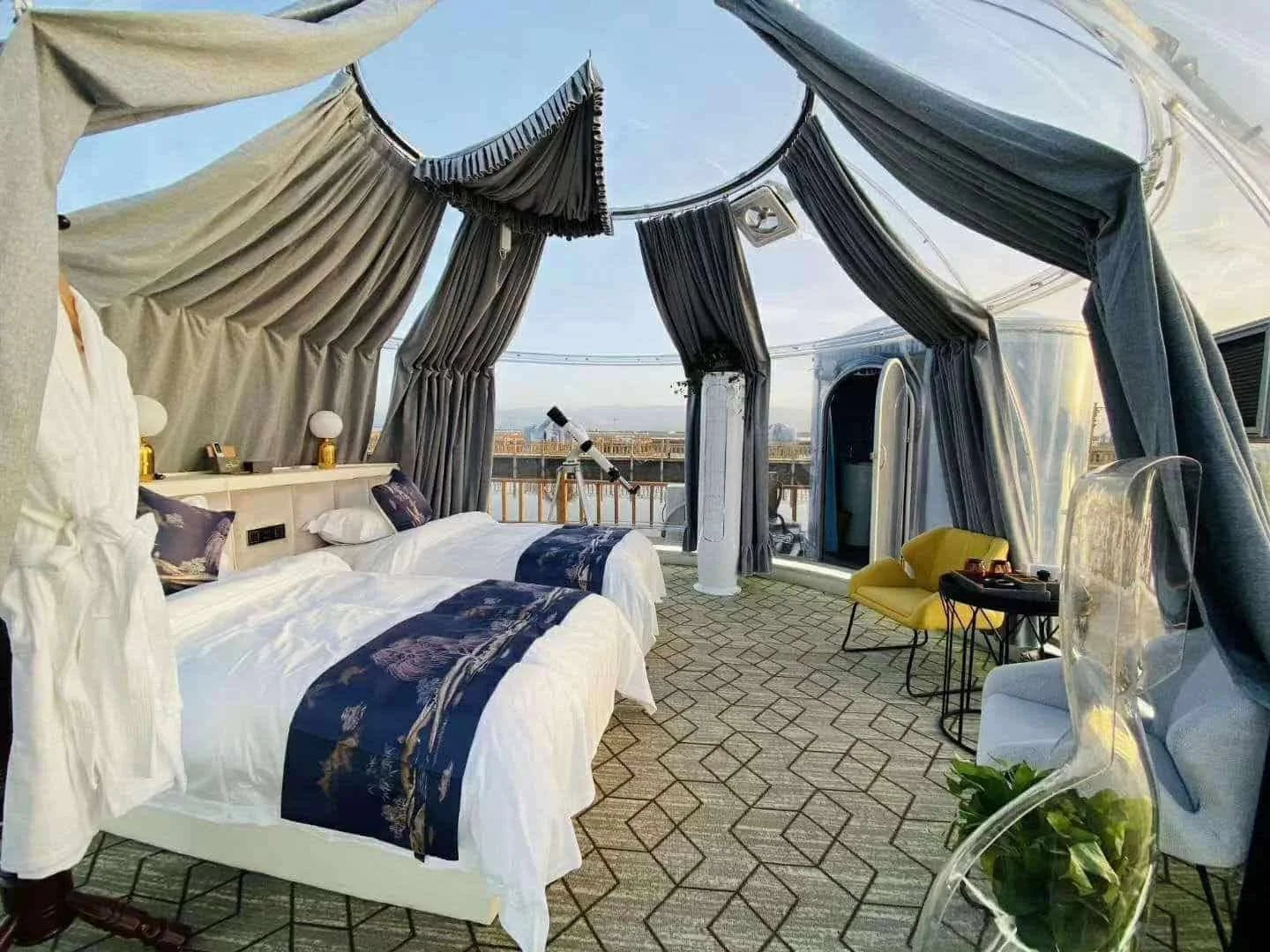 Cheap Sale Luxury Transparent Camping Hotel Round Polycarbonate Luxury Prefabricated Dome HouseDeposit price